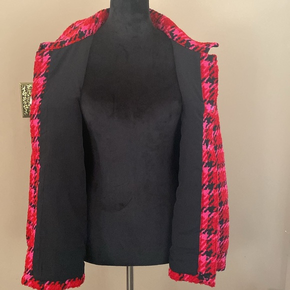 Jacket - Picture 3 of 6